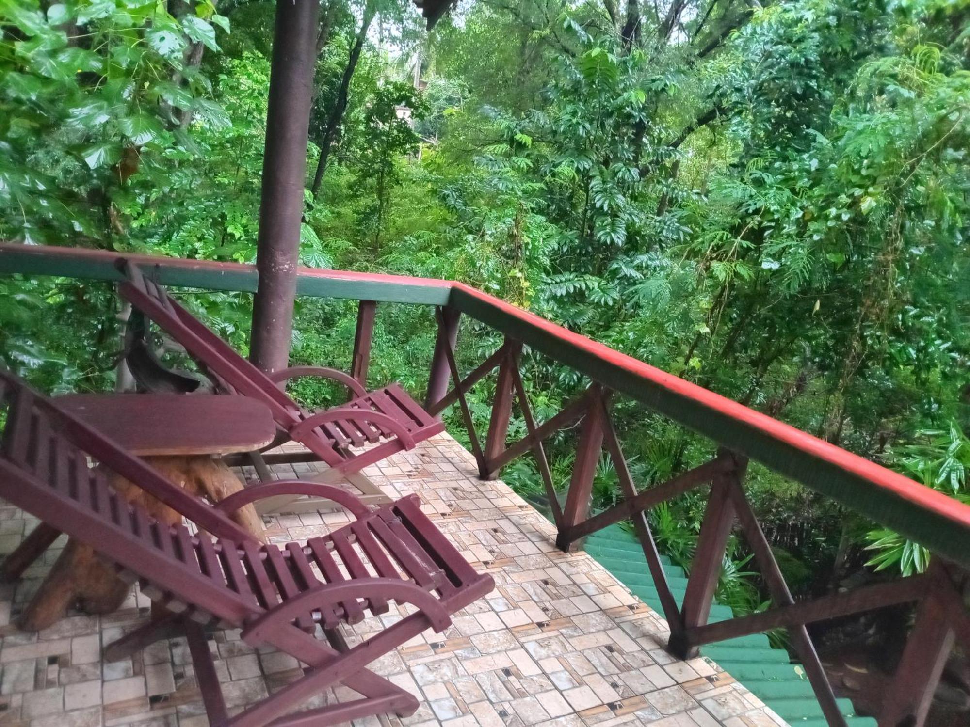 Green Park Safari House & Eco Tree House Udawalawe Exterior foto